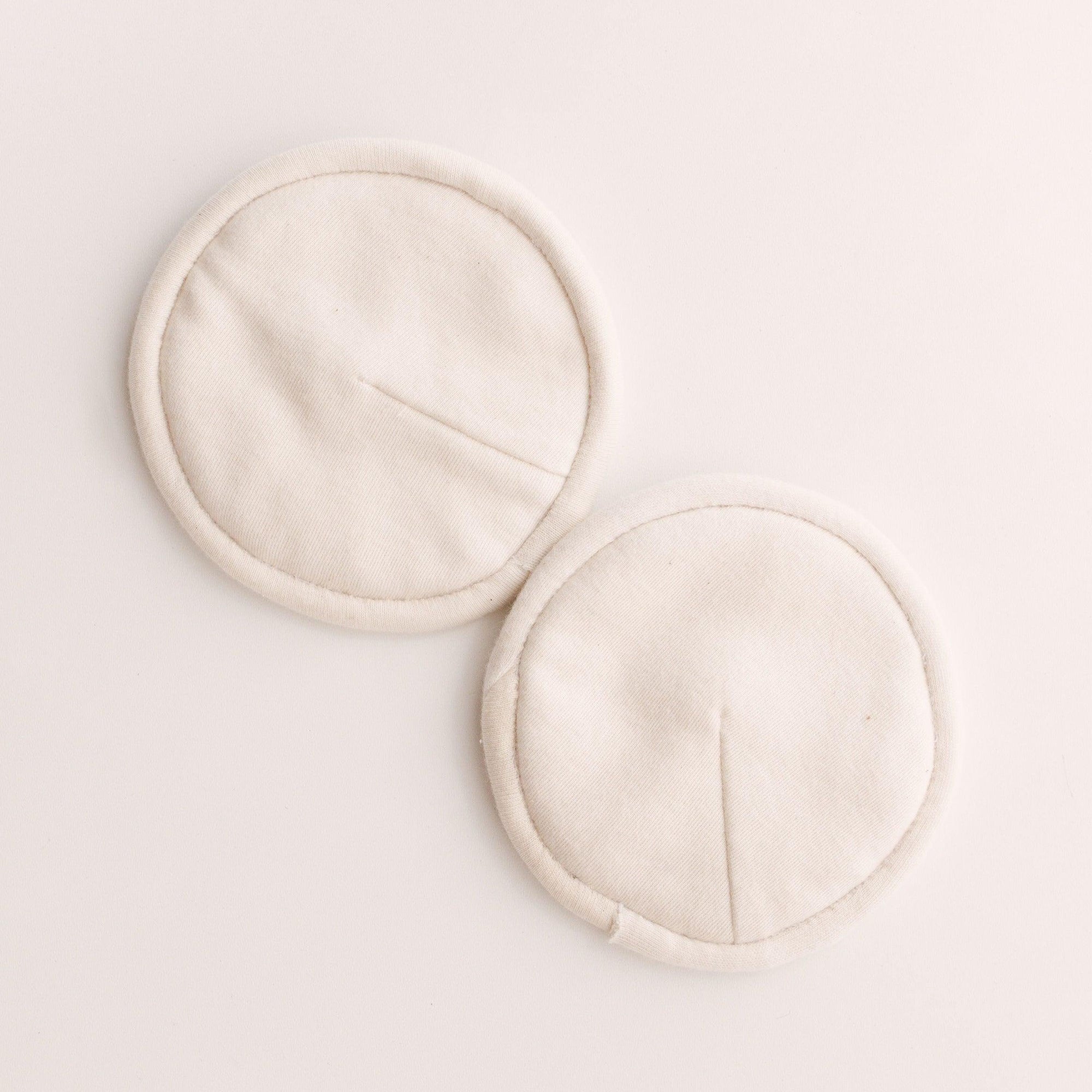 Bundl wool nursing pads have been designed especially for new mothers and aim to provide optimal conditions for successful, long-lasting breast-feeding. 