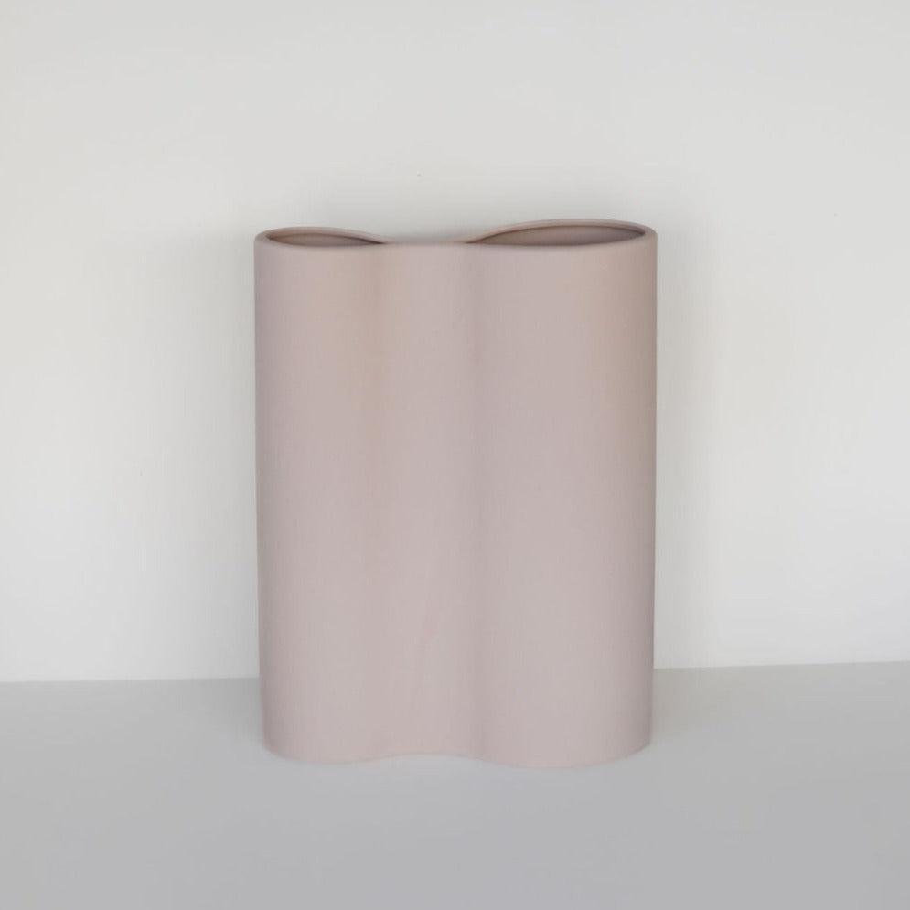 smooth infinity vase | nude