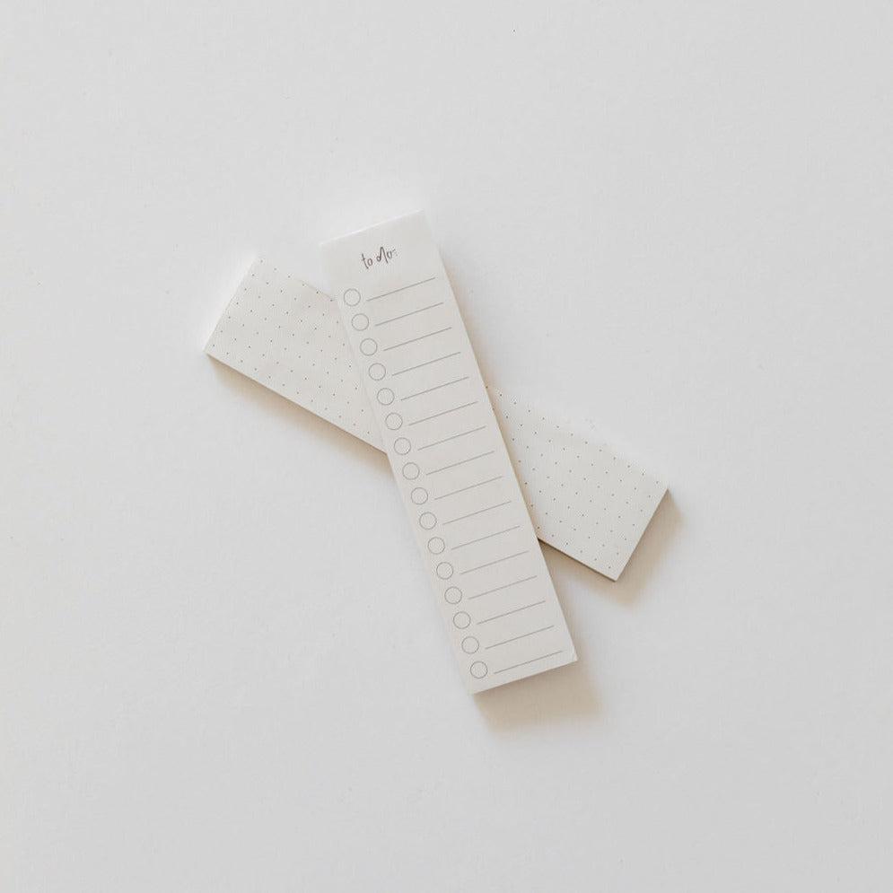 An Emma Kate Co to do list sticky notes 2 pack on a white surface.